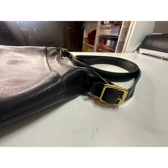 Women's Coach Black Leather Shoulder Bag One Size - Picture 2 of 10
